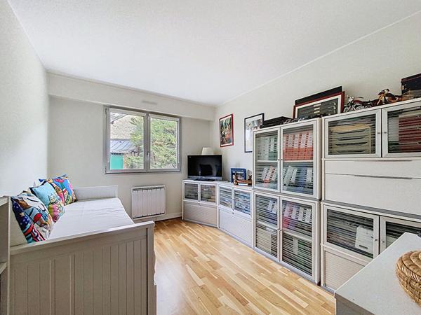 Appartement 5 pièces de 107.41 m² - Saint-Germain-en-Laye