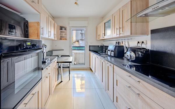 Appartement à vendre    3 pièces •  Nancy