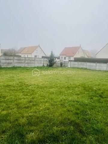 Terrain commercial de 548 m²