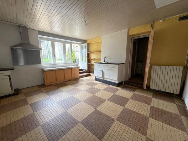 Propriete à vendre 10 pièces  (56) investisseur