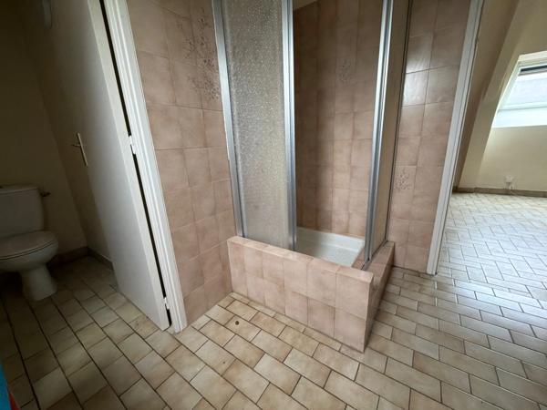 Propriete à vendre 10 pièces  (56) investisseur