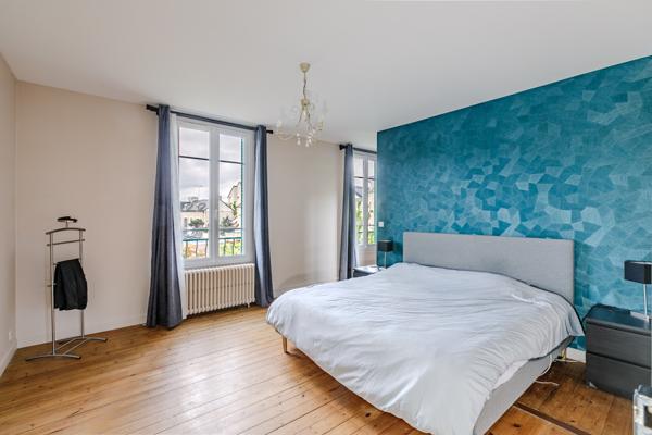 MAISON 6 PIECES - 160 M² - MANTES LA JOLIE Mantes-la-Jolie (78200)