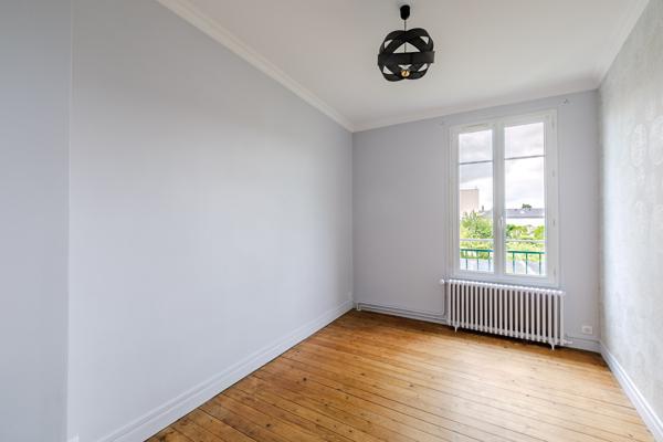 MAISON 6 PIECES - 160 M² - MANTES LA JOLIE Mantes-la-Jolie (78200)