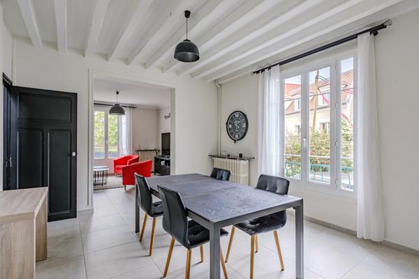 MAISON 6 PIECES - 160 M² - MANTES LA JOLIE Mantes-la-Jolie (78200)