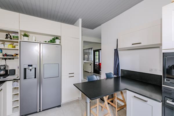 MAISON 6 PIECES - 160 M² - MANTES LA JOLIE Mantes-la-Jolie (78200)