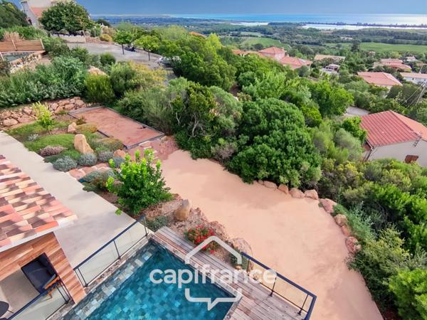Maison à vendre 4 pièces VENTISERI (20) de 96 m2 avec vue mer et piscine chauffée