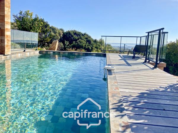 Maison à vendre 4 pièces VENTISERI (20) de 96 m2 avec vue mer et piscine chauffée