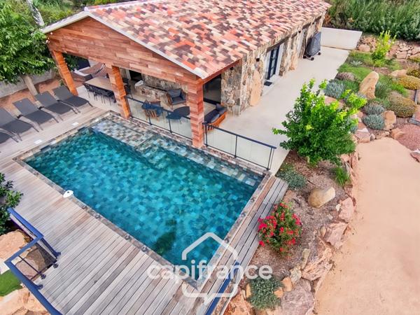 Maison à vendre 4 pièces VENTISERI (20) de 96 m2 avec vue mer et piscine chauffée