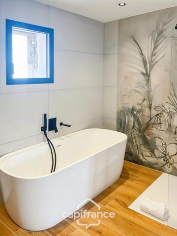 Maison à vendre 4 pièces VENTISERI (20) de 96 m2 avec vue mer et piscine chauffée