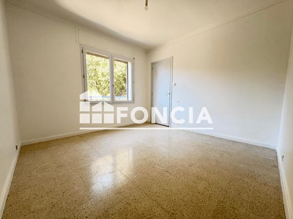 Location Appartement 5 pièces 79.9 m² - Toulon 83000