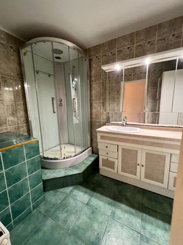 REIMS : Appartement 2 chambres - balcon- Parking couvert - Parc Passe Demoiselle