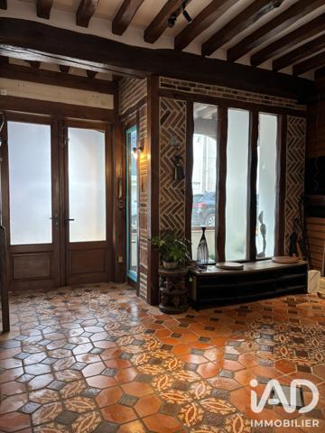 Immeuble à vendre 200 m² Forges-les-Eaux