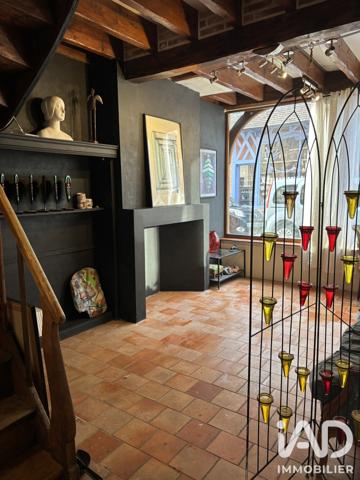 Immeuble à vendre 200 m² Forges-les-Eaux