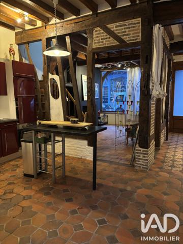 Immeuble à vendre 200 m² Forges-les-Eaux