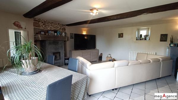 Maison à JAVRON-LES-CHAPELLES, 53250 - 5 pièces 140m²