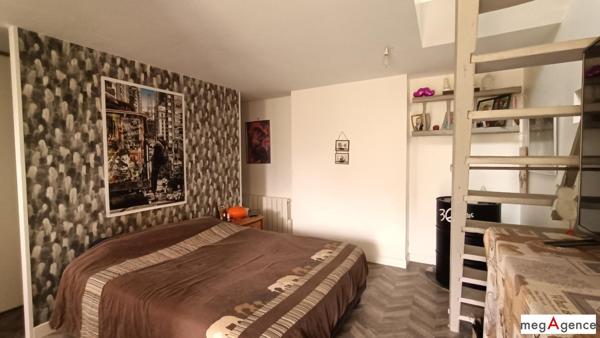 Maison à JAVRON-LES-CHAPELLES, 53250 - 5 pièces 140m²