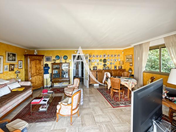 Appartement Le Cannet 2 pièces 74 m2 vue mer