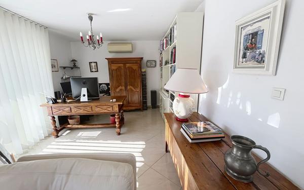 Appartement à vendre    3 pièces • 98,50 m2 Saint-Raphaël