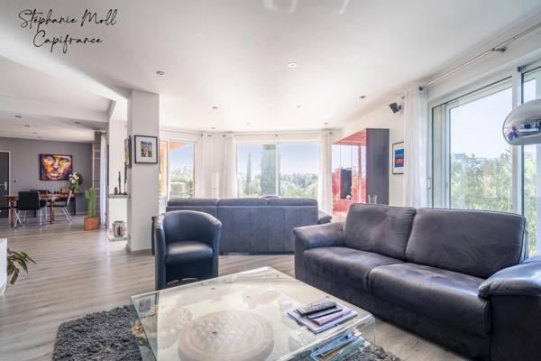 Dpt Aude (11), à vendre NARBONNE maison P7 de 232 m² - Terrain de 1 065,00 m²