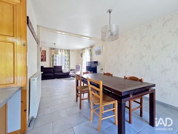Maison à vendre 6 pièces 106 m² Briis-sous-Forges
