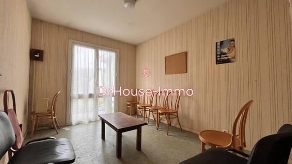Bureau à vendre 6 pièces de 136 m²