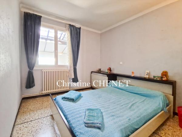 🏡 Maison plain-pied 3 chambres sur 905 m² – Garage 50 m² + atelier – Fort potentiel