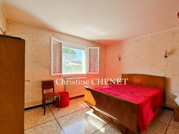 🏡 Maison plain-pied 3 chambres sur 905 m² – Garage 50 m² + atelier – Fort potentiel