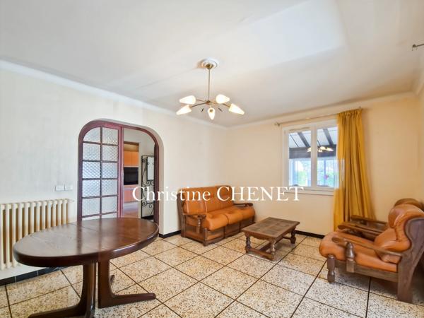 🏡 Maison plain-pied 3 chambres sur 905 m² – Garage 50 m² + atelier – Fort potentiel