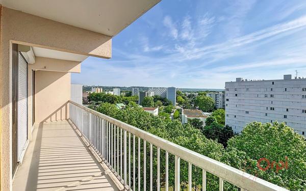 Appartement à vendre    4 pièces • 67,42 m2 Vaulx-en-Velin