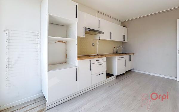 Appartement à vendre    4 pièces • 67,42 m2 Vaulx-en-Velin