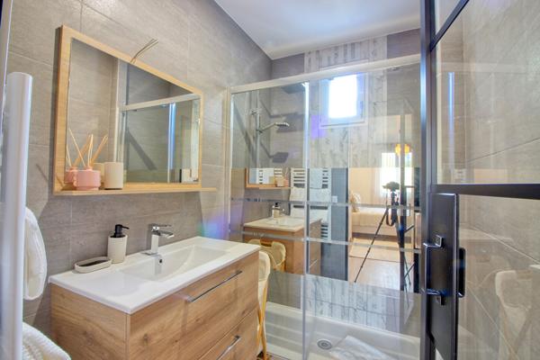 Maison Antony 5 pièce(s) 123.60 m2, 3 chambres