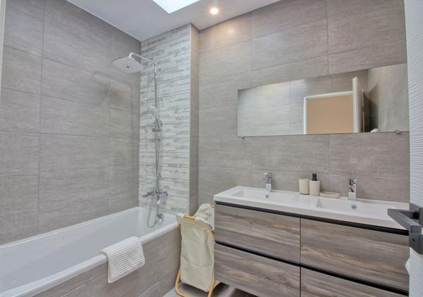 Maison Antony 5 pièce(s) 123.60 m2, 3 chambres