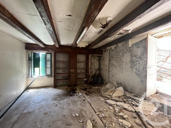 Maison à vendre  8 pièces - 236 m 2   ST PIERRE D OLERON  - 17