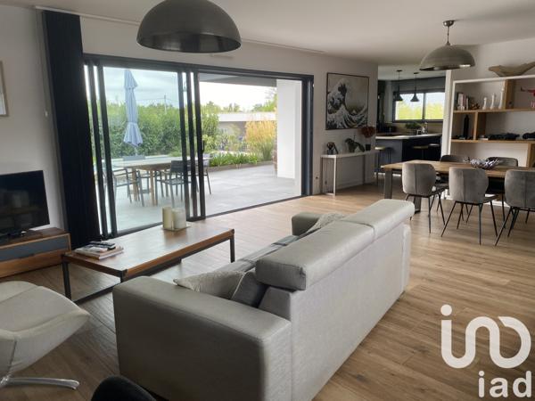 Maison à vendre 5 pièces 138 m² Pompignac