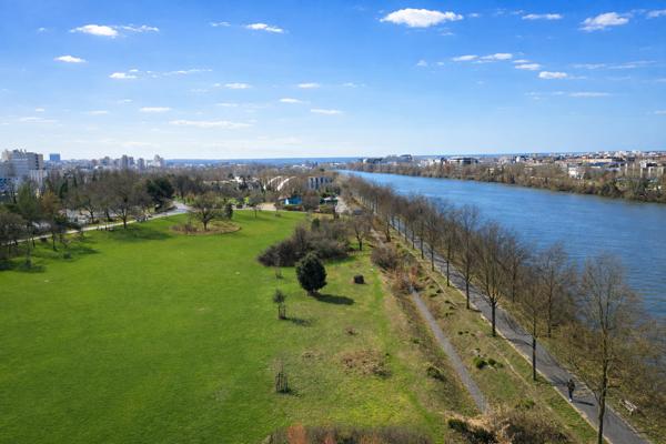 Studio Colombes 26 m² refait à neuf proche gare cave calme