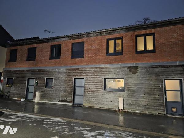 TOURCOING -APPARTEMENT (STYLE MAISON) 3 CHAMBRES - COUR - PARKING