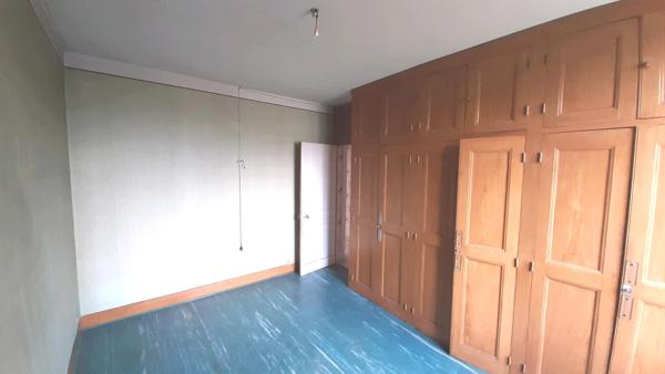 Maison des années 1930 divisée en deux logements