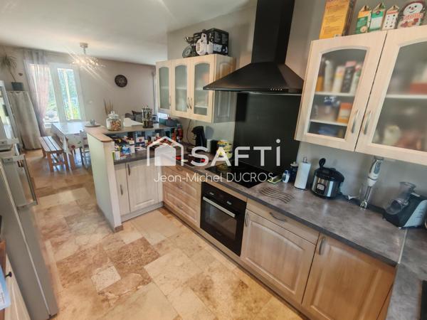 VILLA T4 SH85M² SUR 1187M² AVEC PISCINE ET GARAGE