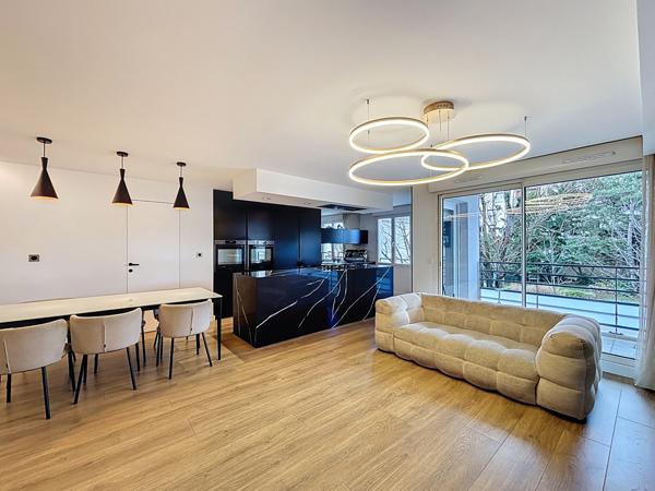 Lyon (69008) Appartement 4 pièces 95m²