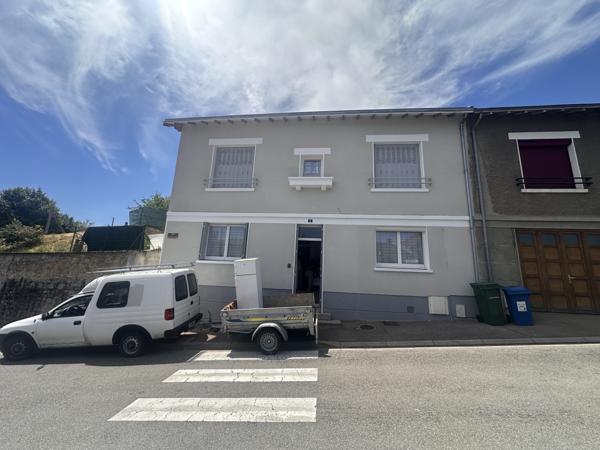 Immeuble
         7 pièces
        - 130 m² 177 375 € *