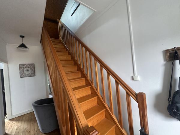 Immeuble
         7 pièces
        - 130 m² 177 375 € *