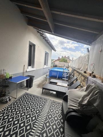 Immeuble
         7 pièces
        - 130 m² 177 375 € *