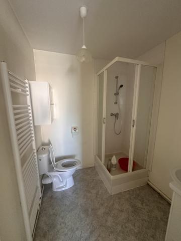 Immeuble
         7 pièces
        - 130 m² 177 375 € *