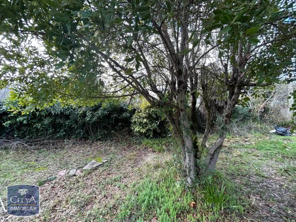 Immeuble à vendre 198m²