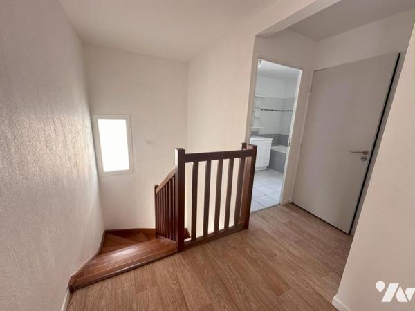 A VENDRE 56 VANNES Est proche commerces Beaupré, maison mitoyenne sur jardin sud 239 m²,