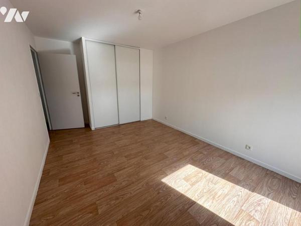 A VENDRE 56 VANNES Est proche commerces Beaupré, maison mitoyenne sur jardin sud 239 m²,