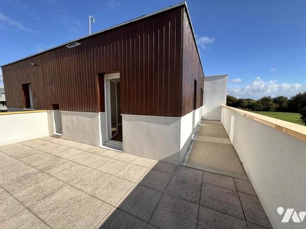 A VENDRE 56 VANNES Est proche commerces Beaupré, maison mitoyenne sur jardin sud 239 m²,