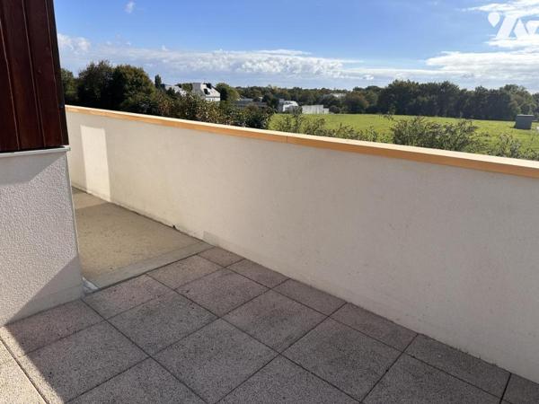 A VENDRE 56 VANNES Est proche commerces Beaupré, maison mitoyenne sur jardin sud 239 m²,