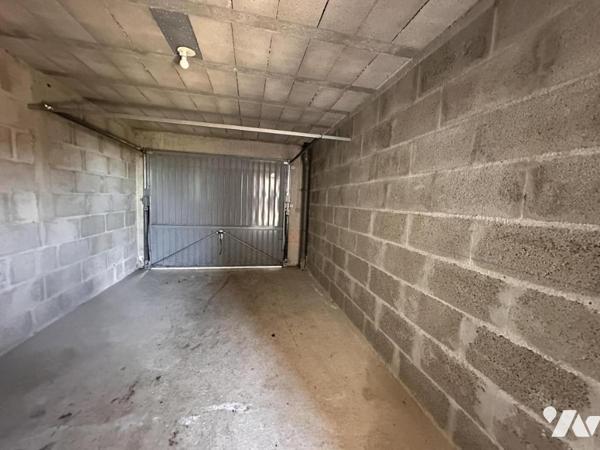 A VENDRE 56 VANNES Est proche commerces Beaupré, maison mitoyenne sur jardin sud 239 m²,