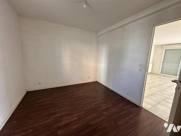 A VENDRE 56 VANNES Est proche commerces Beaupré, maison mitoyenne sur jardin sud 239 m²,
